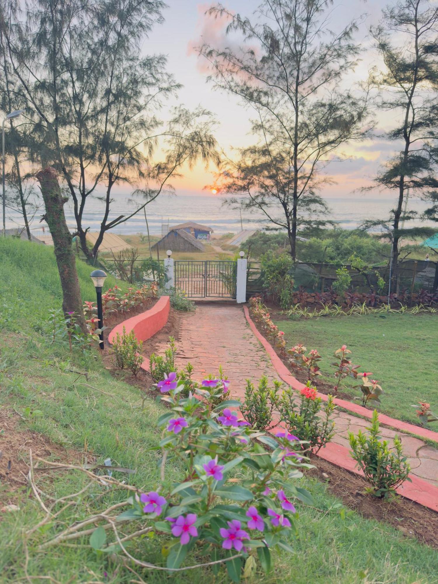 Tt Beach Cottages Candolim Εξωτερικό φωτογραφία